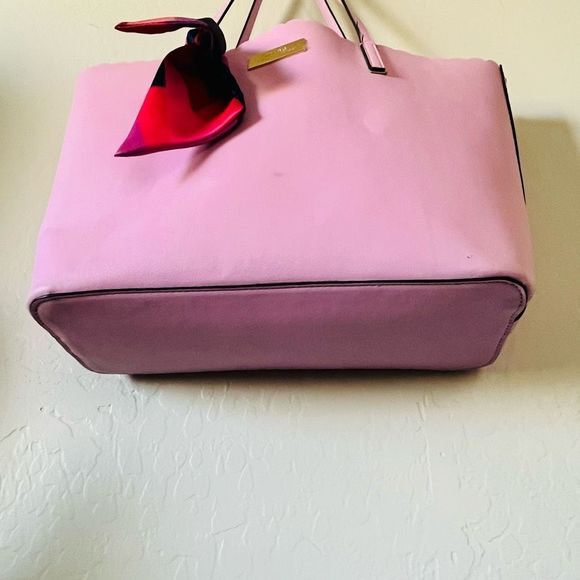 Trina Turk Bags | Color Pop Pink scalloped rim Trina  by Trina Turk large tote💗 - Picture 4 of 13